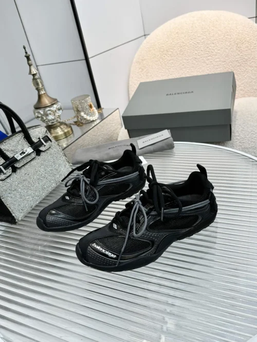 Balenciaga Sneakers Style 0016