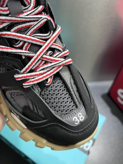 Balenciaga Tess Sneakers Style 0022