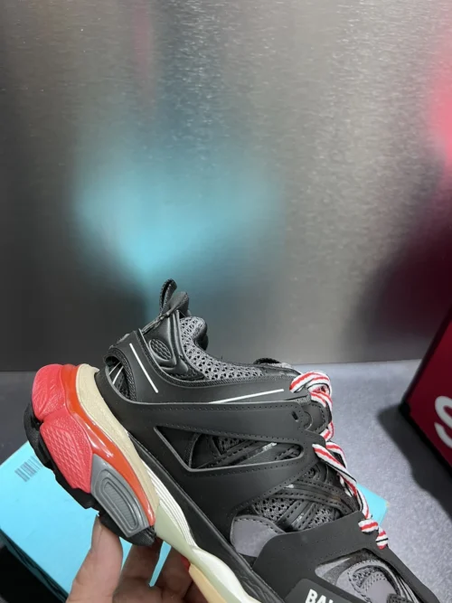 Balenciaga Tess Sneakers Style 0022