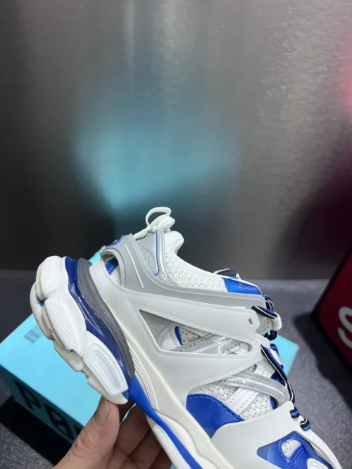 Balenciaga Tess Sneakers Style 0023
