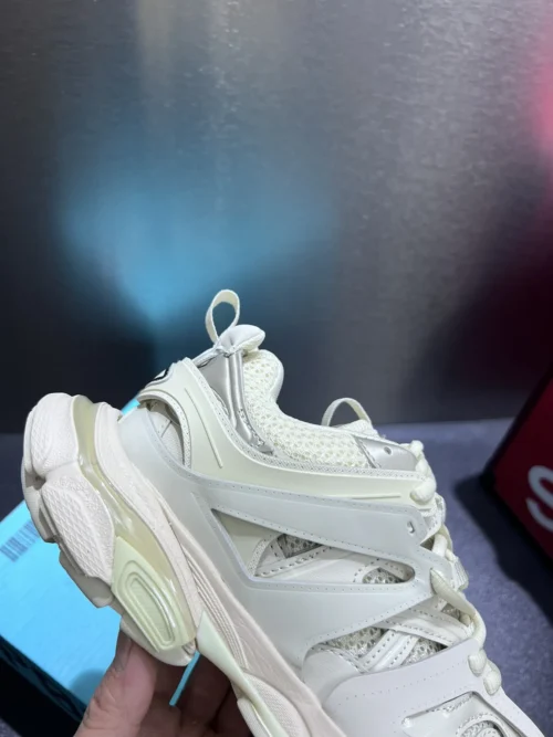 Balenciaga Tess Sneakers Style 0026