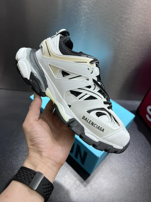 Balenciaga Tess Sneakers Style 0027