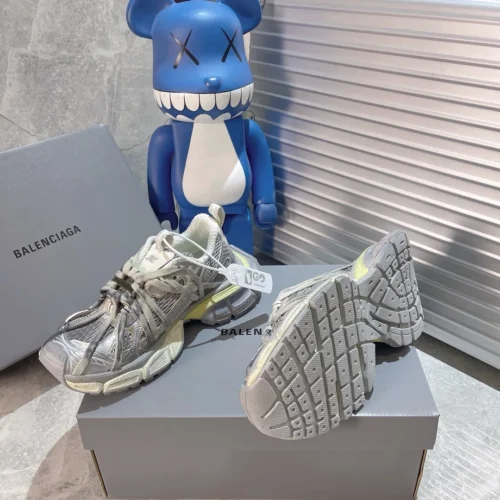 Balenciaga Tess Sneakers Style 0036