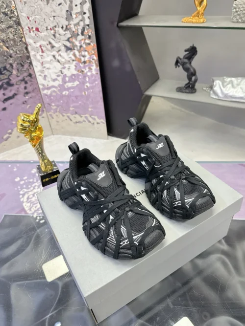 Balenciaga 3XL Chunky Sneakers Style 0040