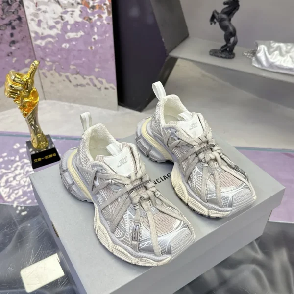 Balenciaga 3XL Chunky Sneakers Style 0041