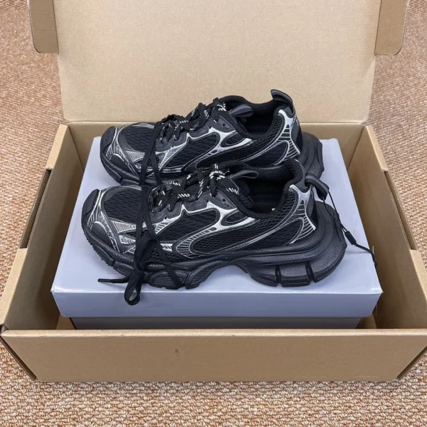 Balenciaga 3XL Black White Chunky Sneakers