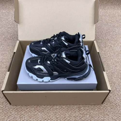 Balenciaga Track 3.0 Leather Chunky Sneakers Style 0062