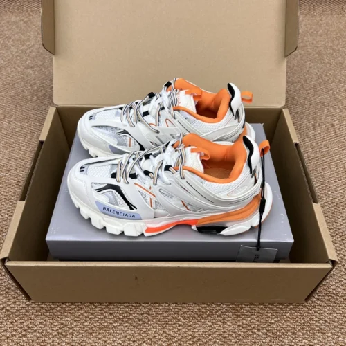 Balenciaga Track 3.0 Leather Chunky Sneakers Style 0064
