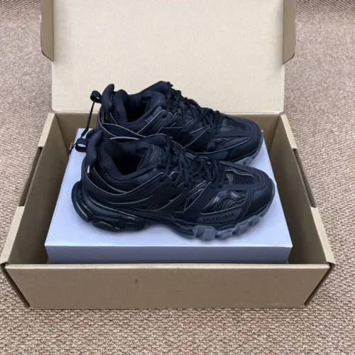 Balenciaga Track 3.0 Leather Chunky Sneakers Style 0069