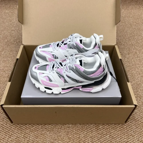 Balenciaga Track 3.0 Leather Chunky Sneakers Style 0071