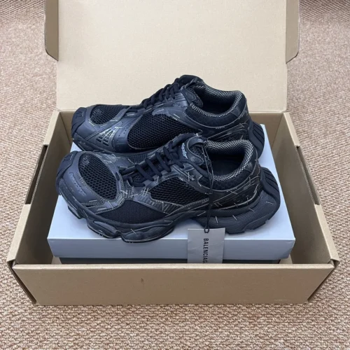 Balenciaga Sneakers Style 0079