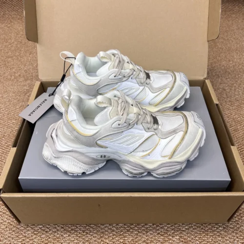 Balenciaga 5XL Cargo Off White Chunky Sneakers