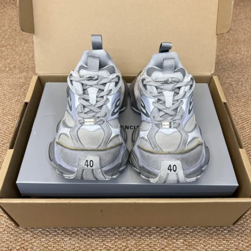 Balenciaga 5XL Cargo Chunky Sneakers Style 0092