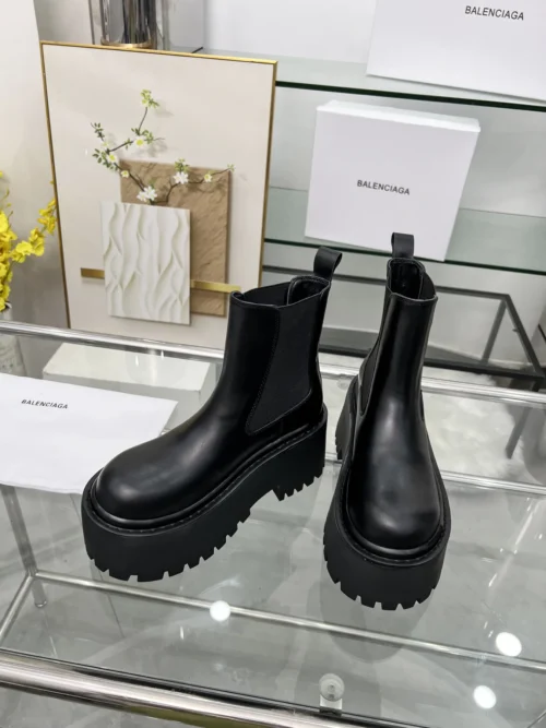 Balenciaga Leather Boots Style 0104