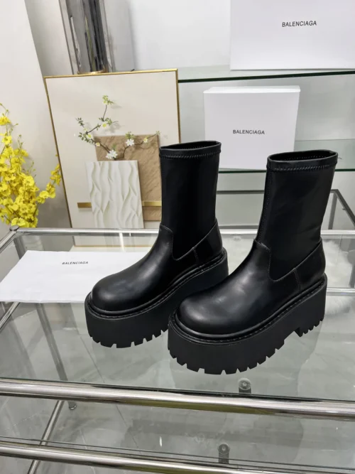 Balenciaga Leather Boots Style 0106