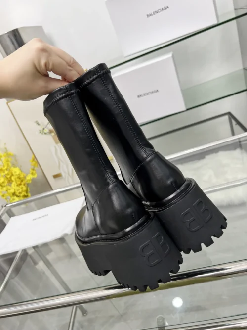 Balenciaga Leather Boots Style 0106