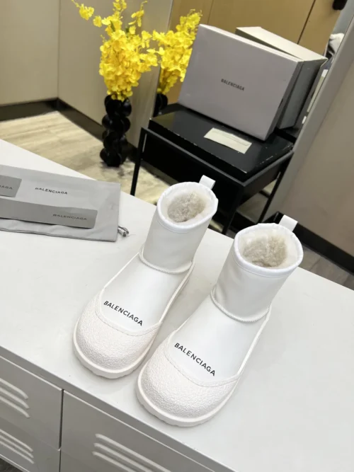 Balenciaga Lambskin Snow Boots Style 0112