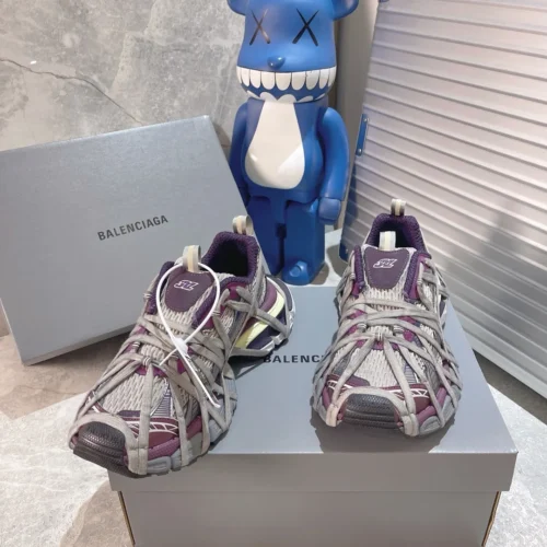 Balenciaga Sneakers Style 0136