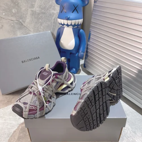 Balenciaga Sneakers Style 0136