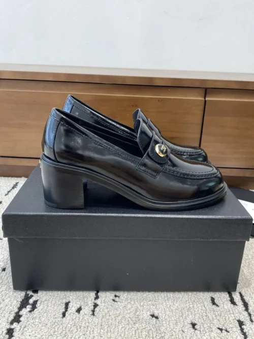 Chanel Pumps