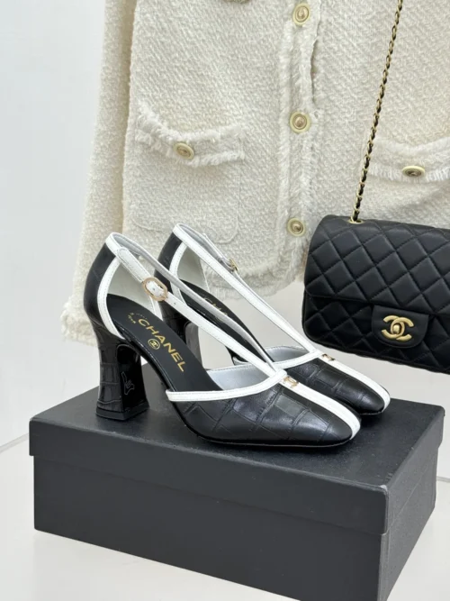 Chanel Sandals Style 0110