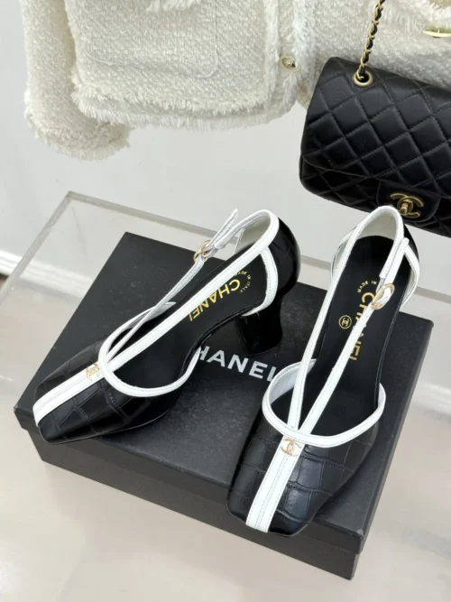 Chanel Sandals Style 0110