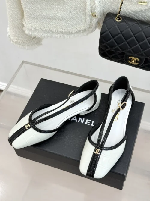Chanel Sandals Style 0112