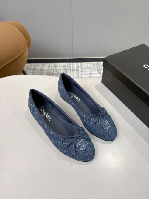 Chanel Lambskin Sneakers Style 0122
