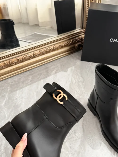 Chanel Brown Leather Boots Style 0216