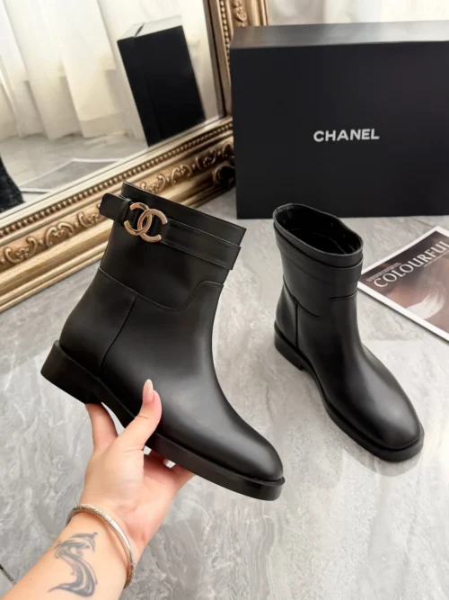 Chanel Brown Leather Boots Style 0216