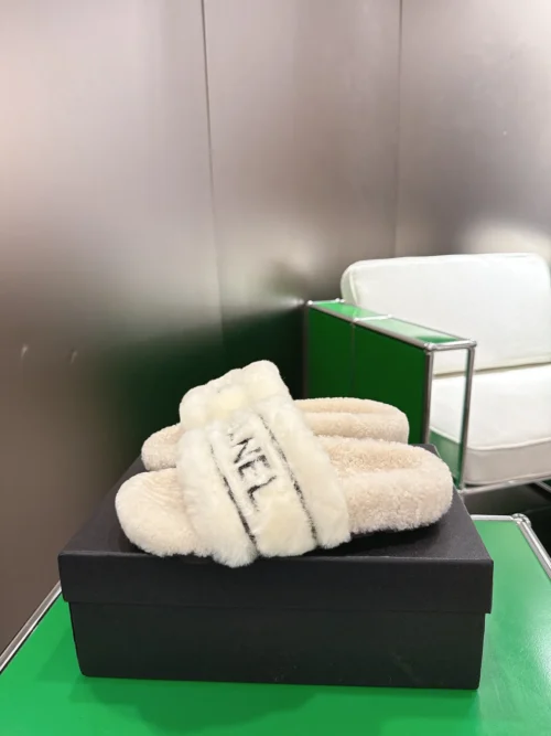 Chanel Slides Style 0239