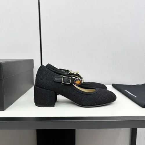 Chanel Sneakers Style 0365