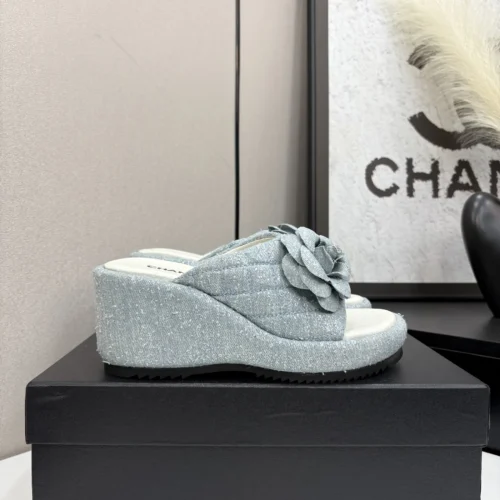 Chanel Lambskin Slides Style 0444