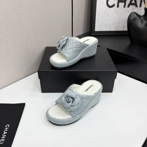 Chanel Lambskin Slides Style 0444