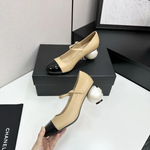 Chanel Sneakers Style 0456