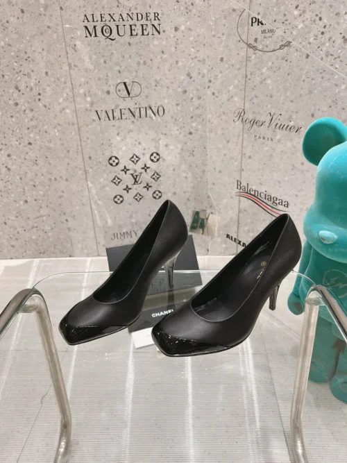 Chanel Pumps Style 0681