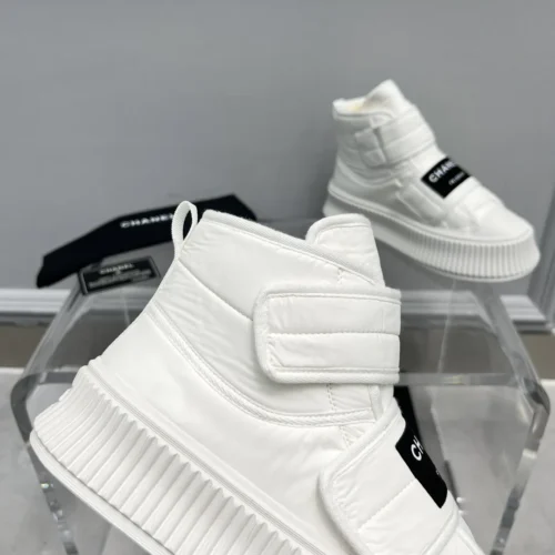 Chanel Rubber Sneakers Style 0819