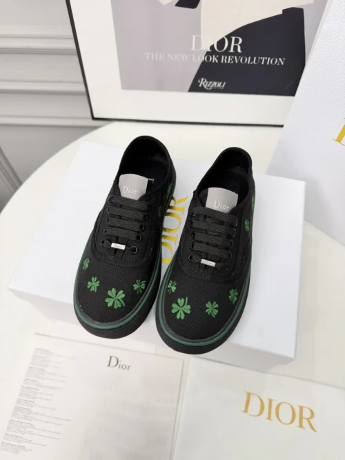 Dior Sneakers Style 0051