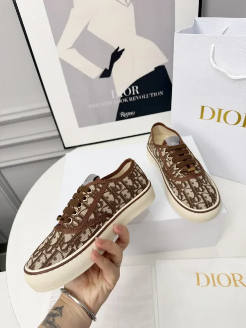 Dior Sneakers Style 0055