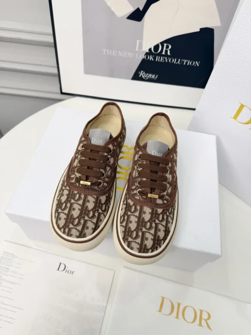 Dior Sneakers Style 0055