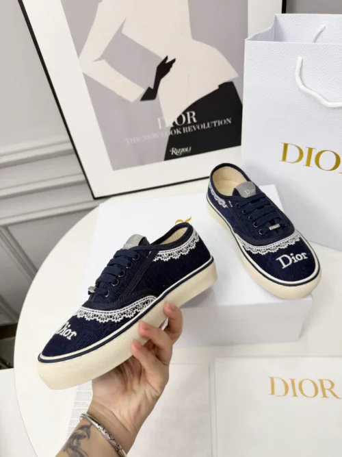 Dior Sneakers Style 0056