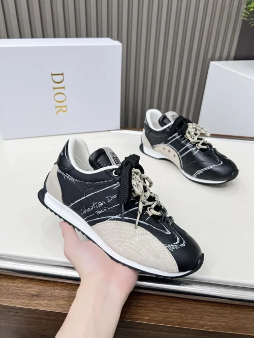 Dior Beige Leather Sneakers Style 0072