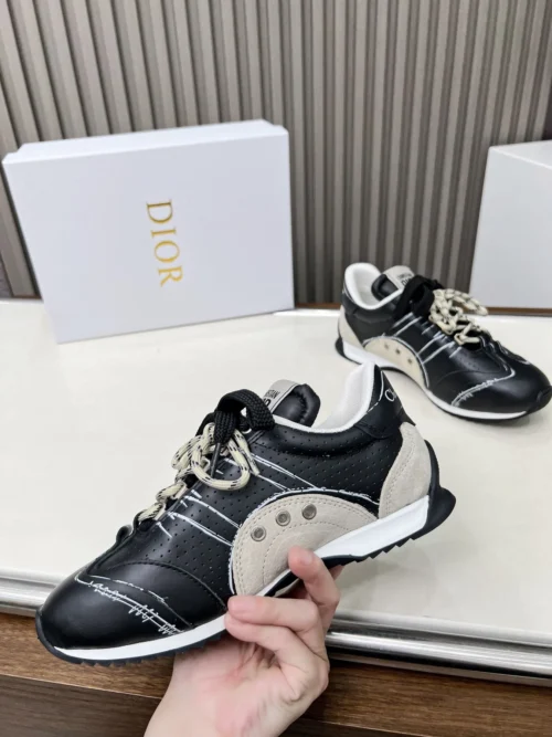 Dior Beige Leather Sneakers Style 0072