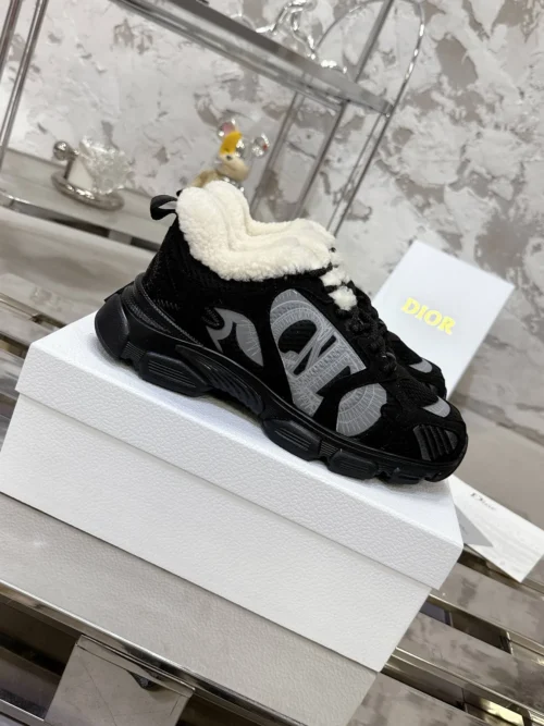 Dior Chrono Chunky Sneakers Style 0082
