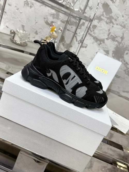 Dior Chrono Chunky Sneakers Style 0084