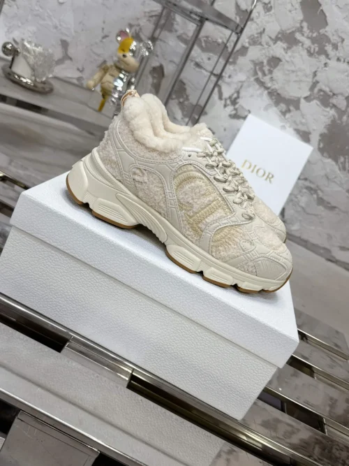 Dior Chrono Chunky Sneakers Style 0085
