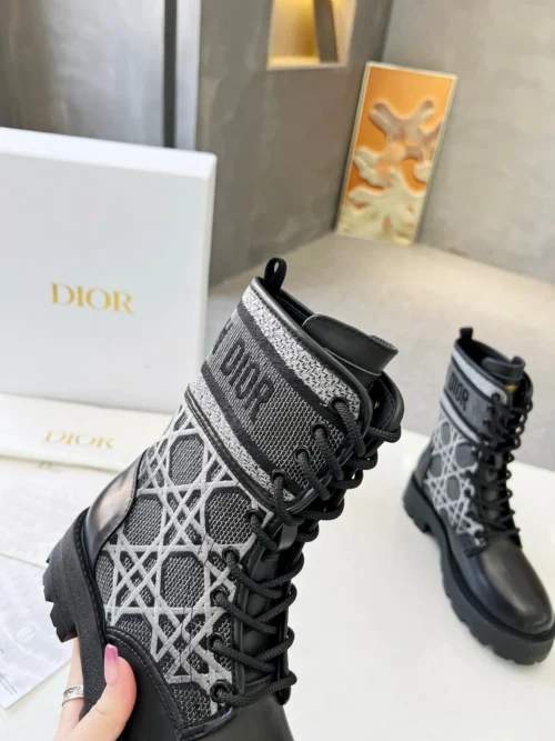Dior Calfskin Boots Style 0185