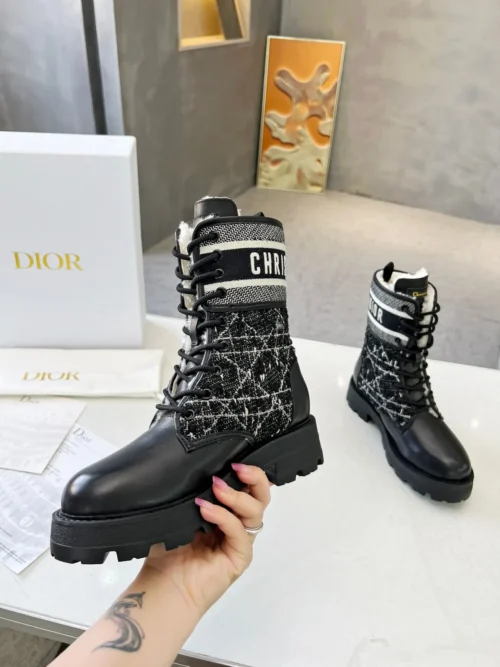 Dior Calfskin Boots Style 0197
