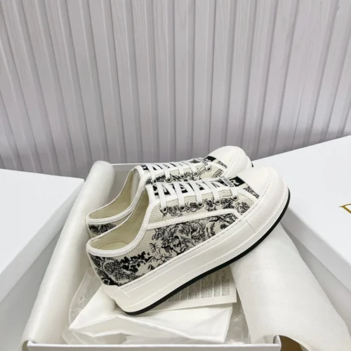 Dior Sneakers Style 0261
