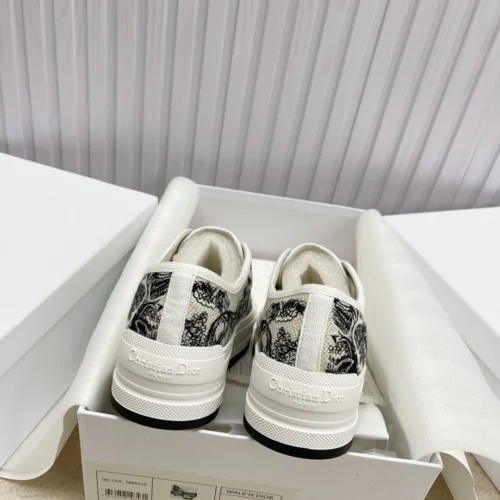 Dior Sneakers Style 0261